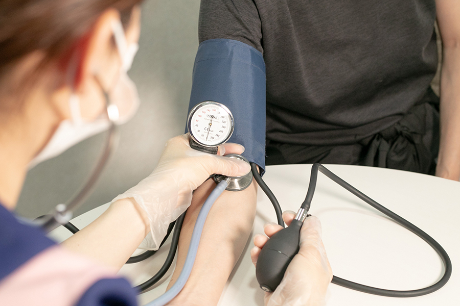 睡眠時無呼吸症候群と高血圧・心疾患の関連性